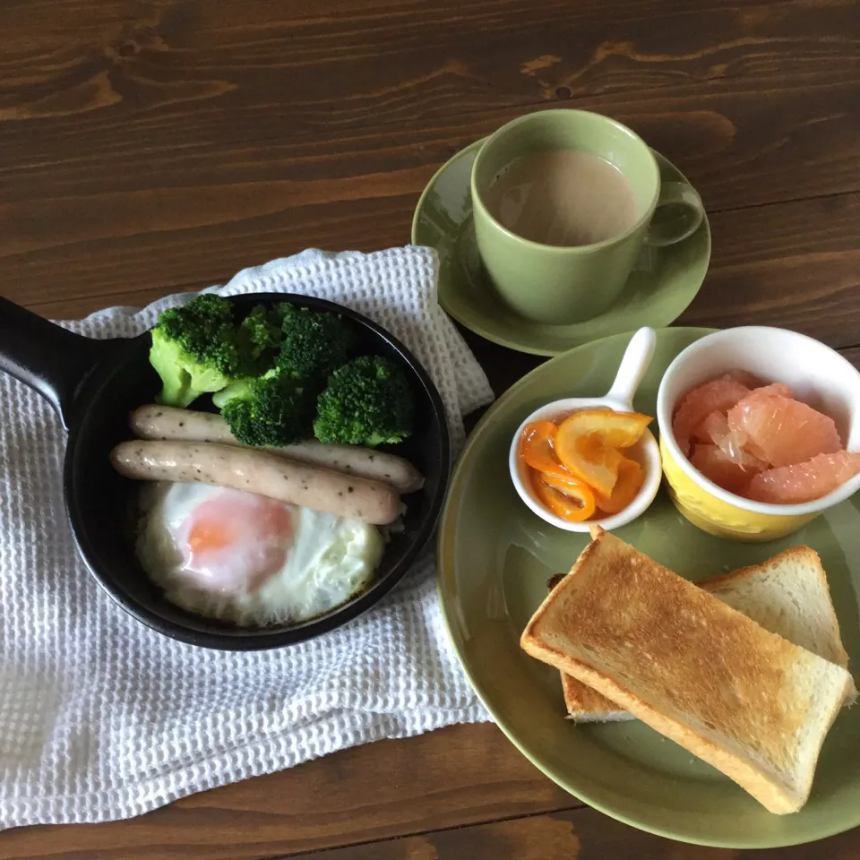 今日の朝ごはん|ぺんぎんさん