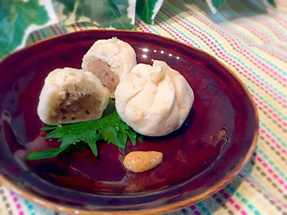 Snapdishの料理写真:ハナたなちゃんの料理 ずっとやりたかった♡食パン肉まん♡|あゆさん