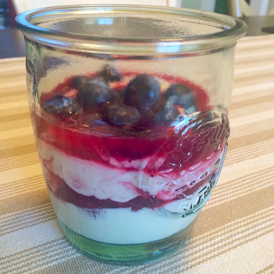 Ricotta and Yoghurt Parfaits|Nanaさん