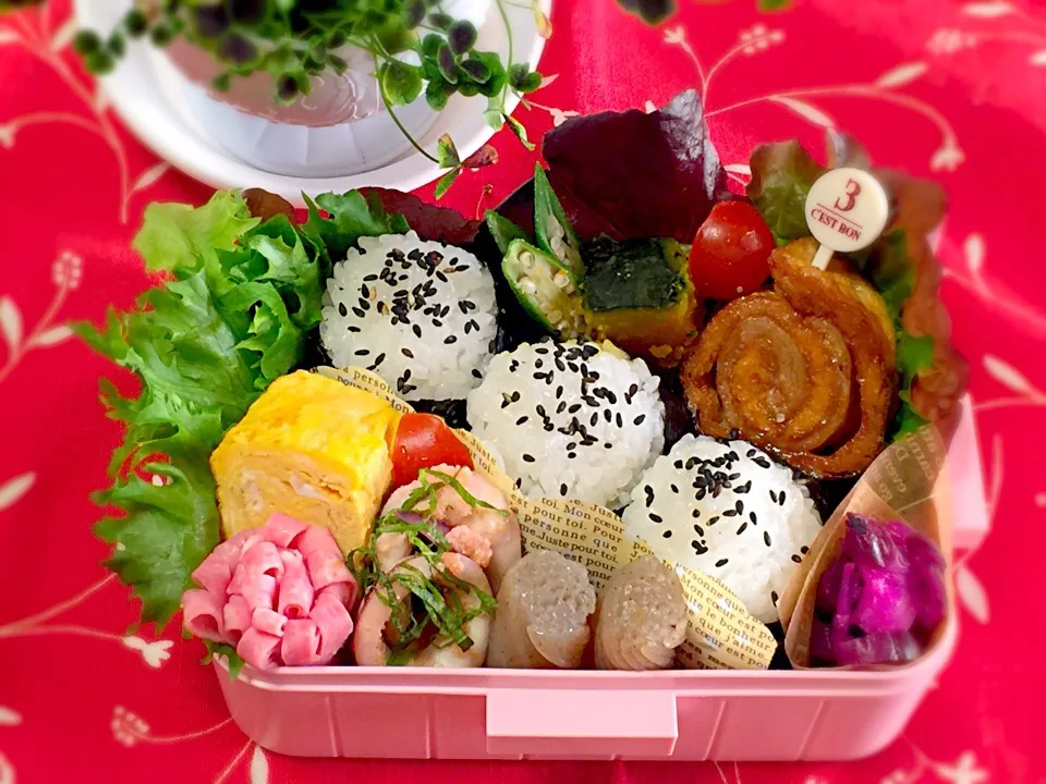 Snapdishの料理写真:娘のお弁当🍙|yu-miさん