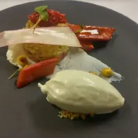 Rhubarb Cake, Spice Braised Rhubarb, Rhubarb Chip, Fromage Blanc Ice Cream, Lemon Yogurt, Candied Hazelnuts|TheEffinChefさん