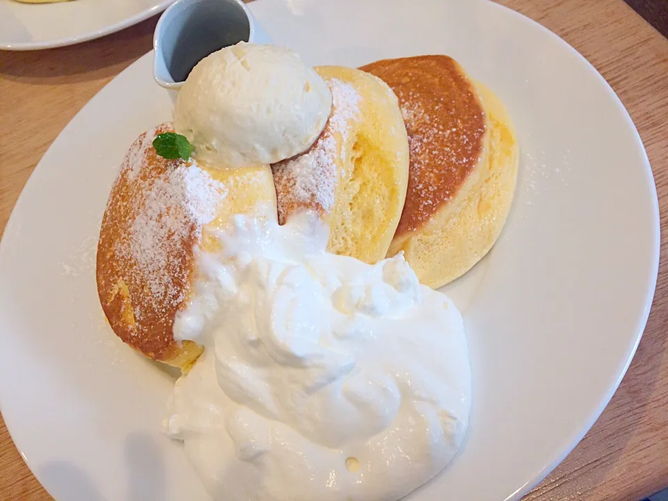 しほ姉と幸せのパンケーキ(﹡ˆ︶ˆ﹡)♬*

名前の通り、、、
美味しくて、幸せになった♡♡♡|えりえいたさん