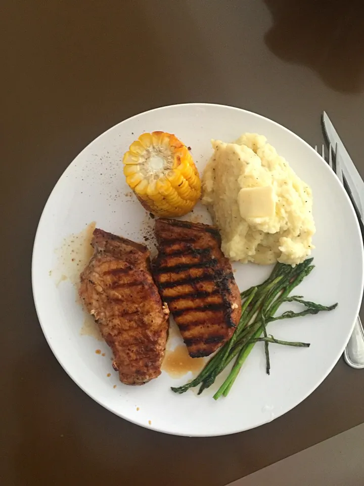 Grilled Porks with Mashed Potatoes|angieさん