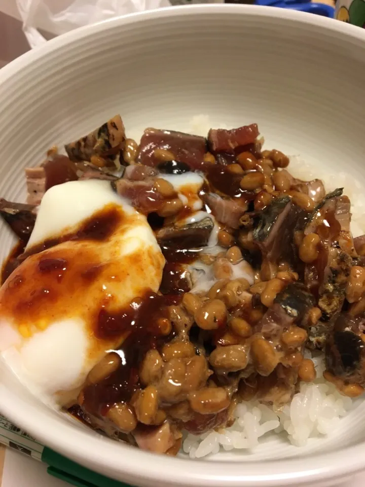 納豆とかつおのたたき丼|いしいさん