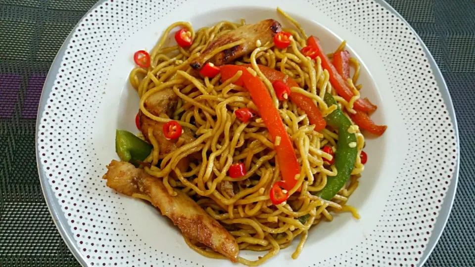 my homemade Lo Mein😍|Jihanさん