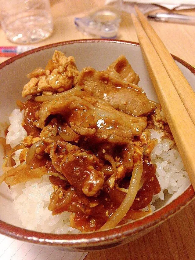 豚肉ともやしの味噌煮|いしいさん