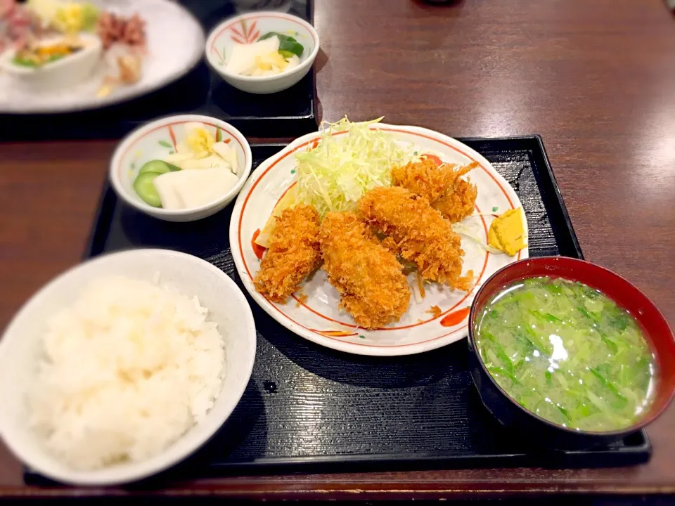 ときわ食堂のカキフライ定食|いしぃむしぃさん