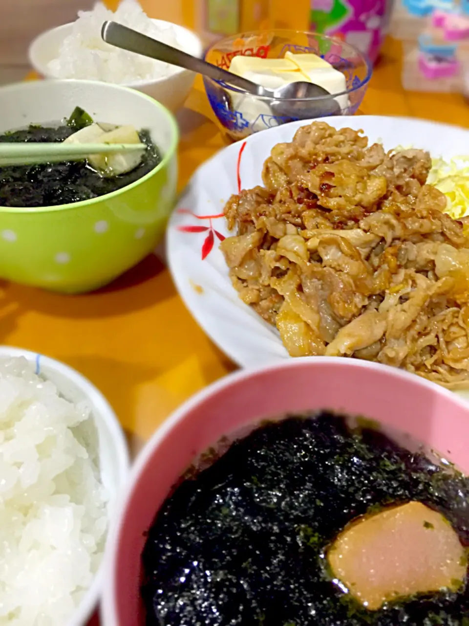 豚肉の生姜焼き  冷や奴  ワカメとお麩の海苔スープ|ch＊K*∀o(^^*)♪さん