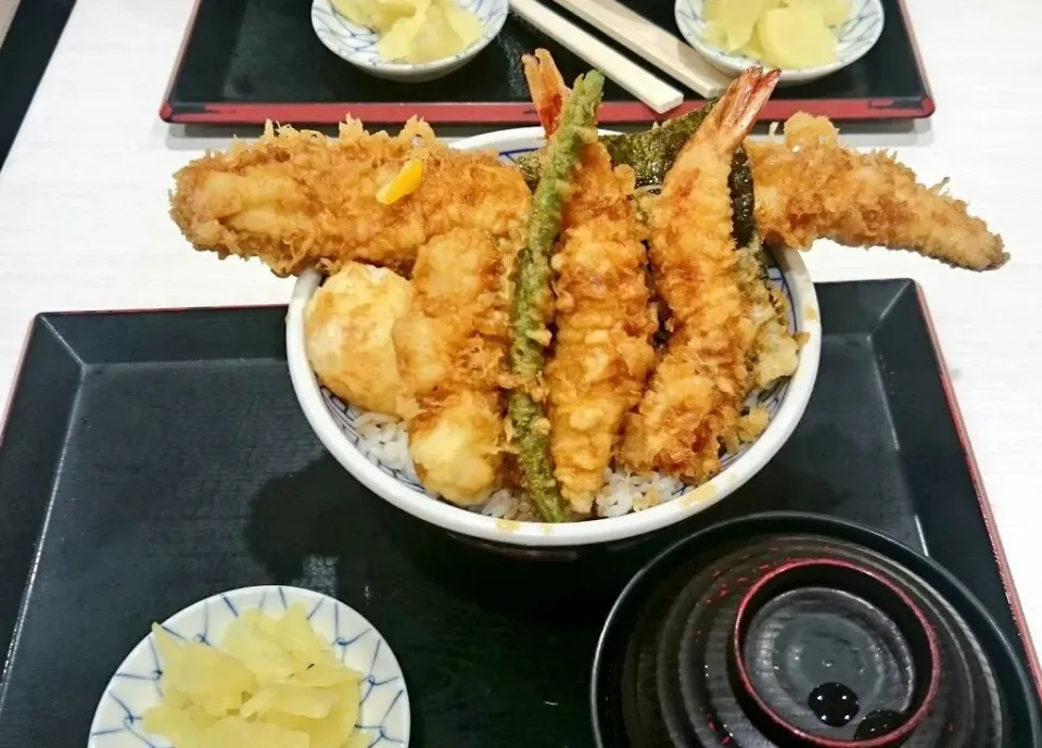 並ばずに食べた天丼|らんちゃんさん