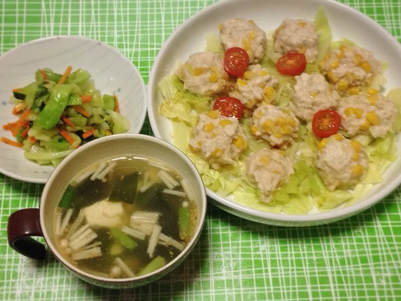 あじみ菜のオリーブオイル煮・皮なしシュウマイ・ニラとくずし豆腐の中華スープ|美也子さん