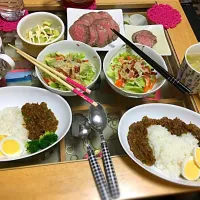 Snapdishの料理写真:ローストビーフとキーマカレー|ch.miさん