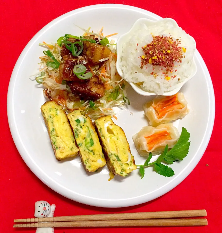 朝ごはんは勝負飯^_^💓
甘い厚焼き玉子
鶏胸肉のバルサミコ酢炒め
カニシューマイ
すき焼きふりかけ^_^👍GOOD💓|はみちゃんさん