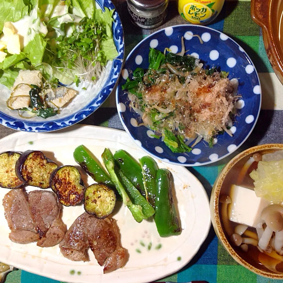 マトン焼き肉、ほうれん草ともやしのおひたし|shozuuさん