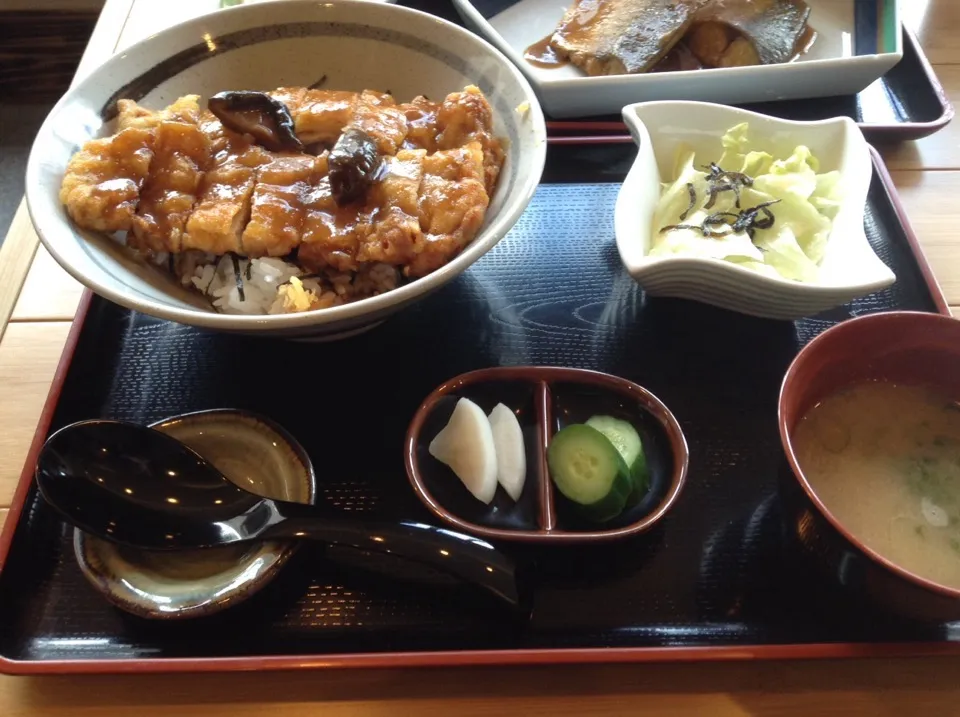 とり天丼|ぐれこさん