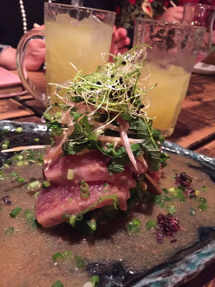 マグロのちょい焼き 生姜柚子胡椒ソース！
レモン缶チューハイにシークワーサーコンク入り！|麦チョコさん