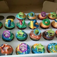 MY FRIENDS SON CUPCAKE BIRTHDAY ORDER I MADE|Tracy Ann Diamantさん