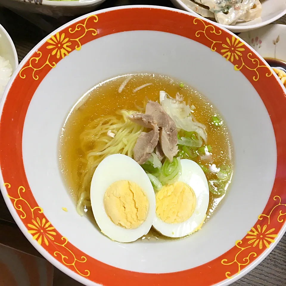 Snapdishの料理写真:自家製スープでラーメン|nahoさん