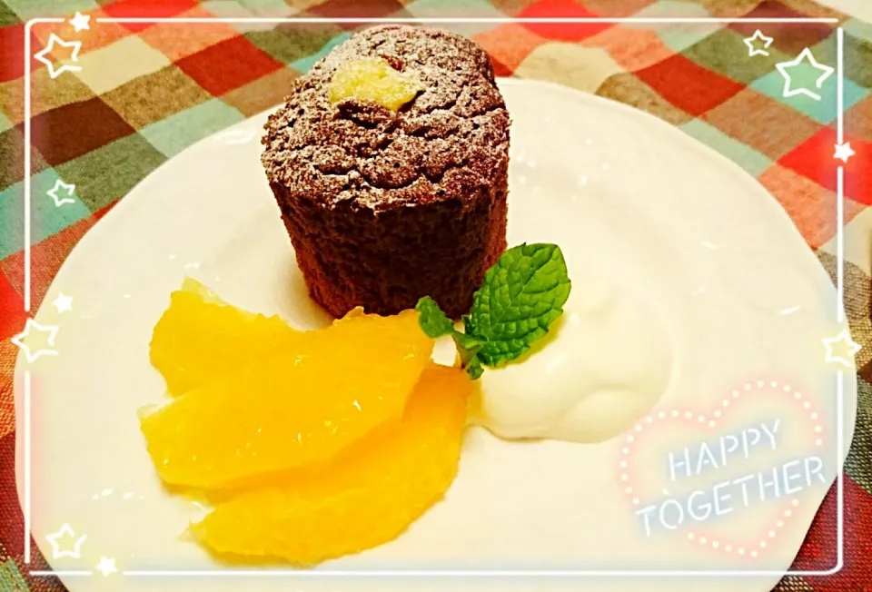 Snapdishの料理写真:バレンタインデザート♥
チョコシフォンケーキ|みえこさん