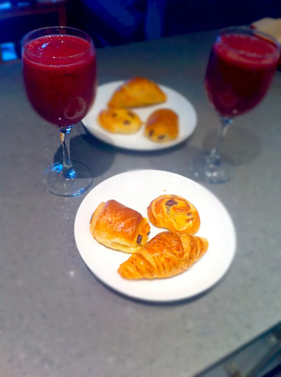 Homemade smoothie and pastries!|🍓Jolejo🍓さん