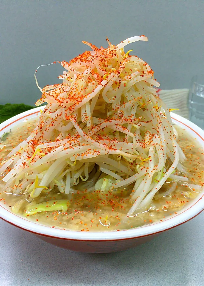 ラーメン並盛 野菜マシ 700円|川村大作さん