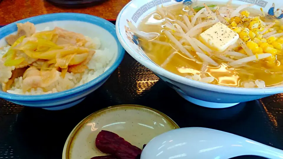 もやし塩ラーメンとネギ豚丼
山田うどん|sakumaさん