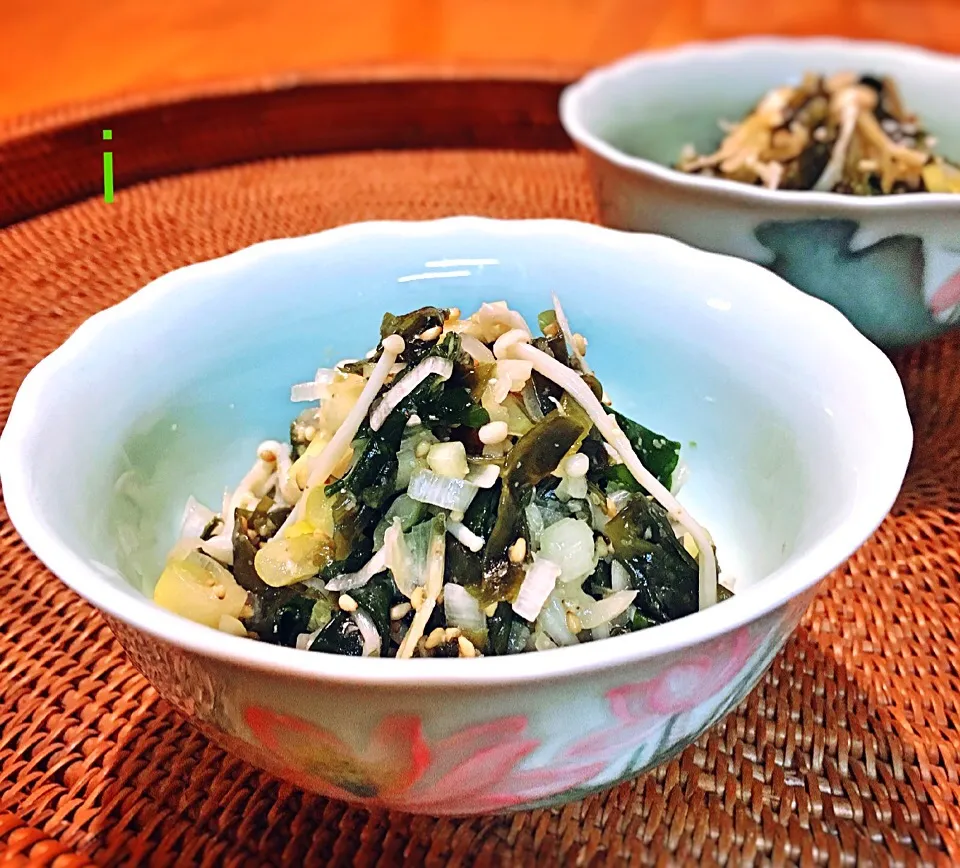 ワカメと長ねぎのナムル 【Seaweed and scallion NAMUL / Korean-style】|izoomさん