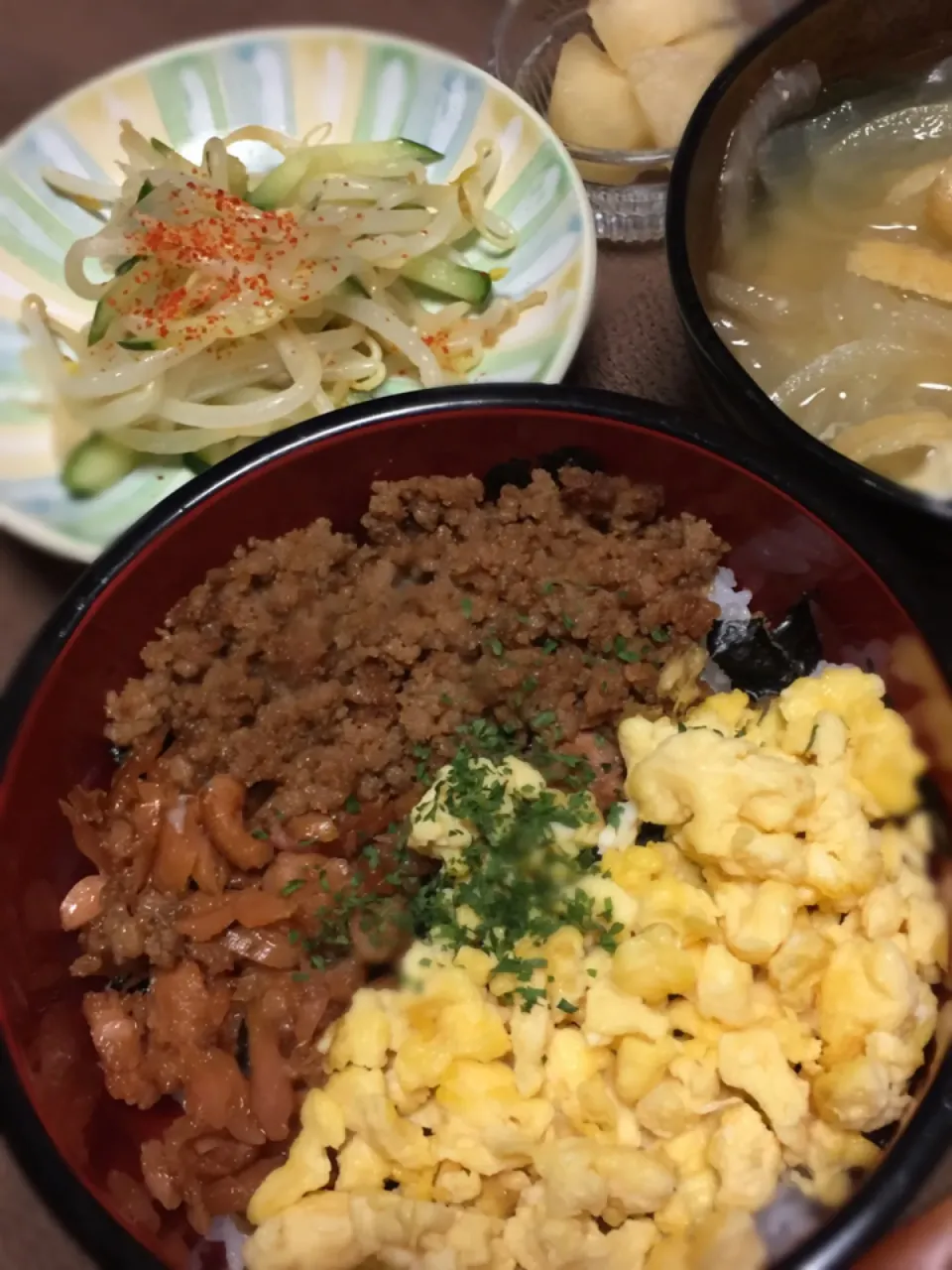 三色丼|Shiho Hashimotoさん