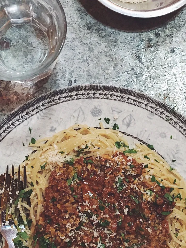 Snapdishの料理写真:Spaghetti bolognese with porcini|rick chanさん