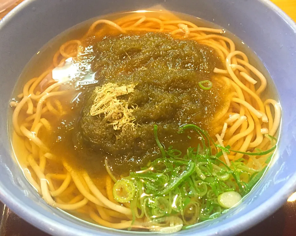 最近、阪急そば続きで御座いますわ🍜多分、お昼ご飯遅くなるからブランチそばをおやつにする🍌|にゃあ（芸名）さん