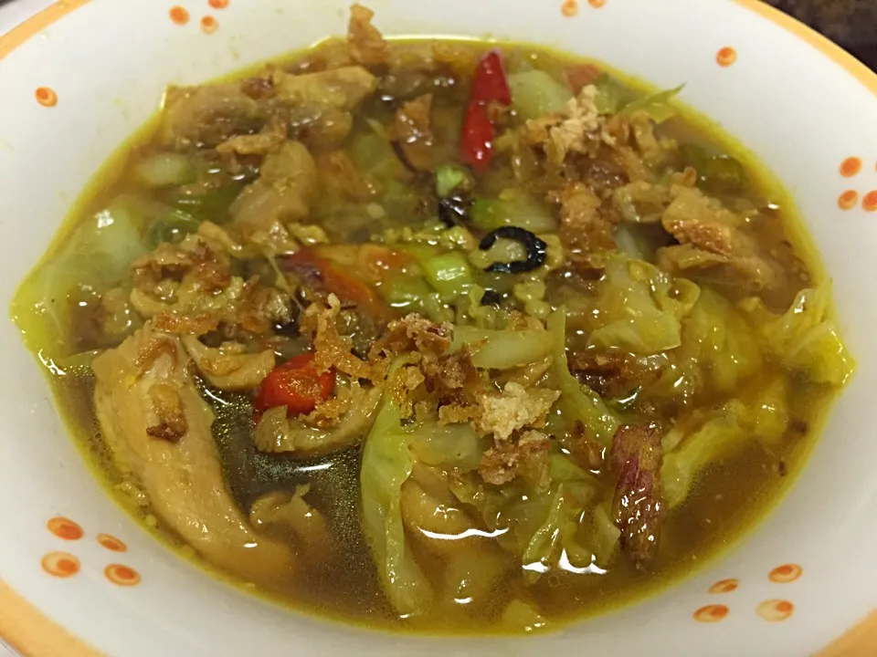 Tongseng ayam #indonesianfood とりのトングセング|lia apriliaさん