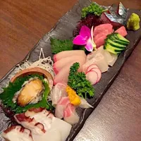 Snapdishの料理写真:刺身盛り合わせ|めぐさん