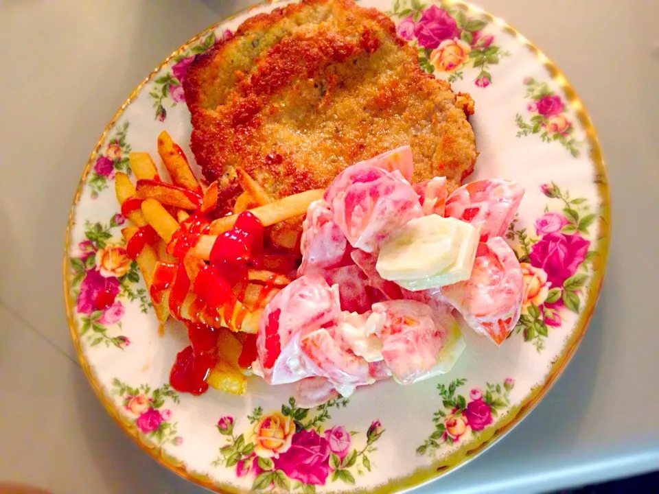 Schnitzel, Fries, Tomato Cucumber Onion (with Garlic) Salad|CookingWithLoveさん