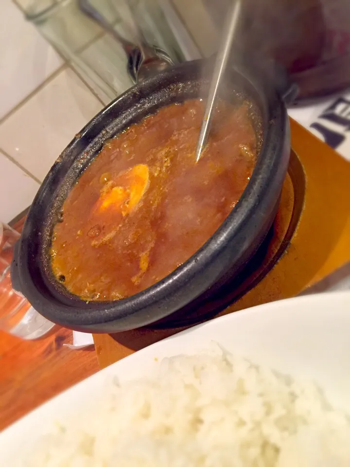 Snapdishの料理写真:牛すじ煮込みカレー。|tsuyoshiさん