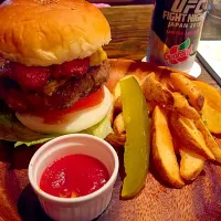 Snapdishの料理写真:Brazilian Burger|Rodrigo Lealさん