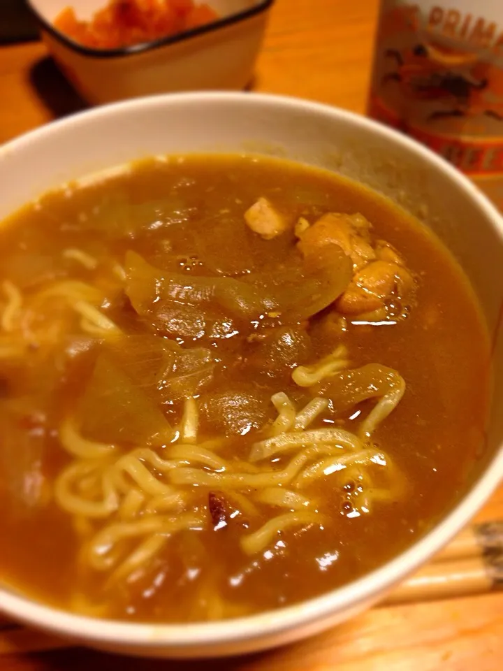 Snapdishの料理写真:マサラカレー2日目ラーメン
（スープはコンソメ）|むうさん