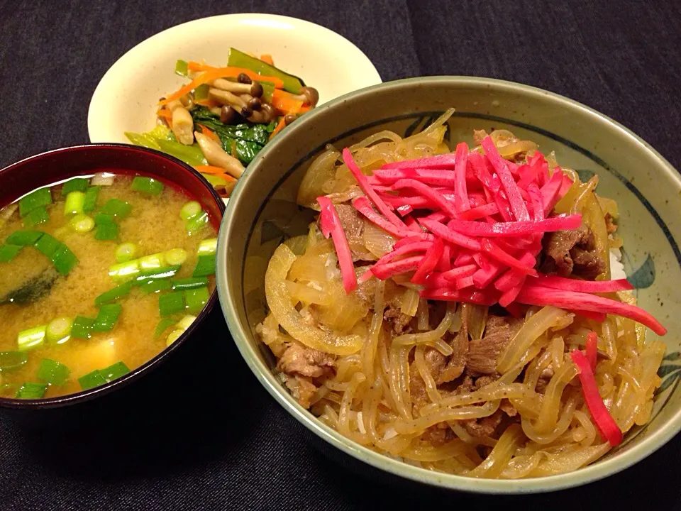 梅酢漬け紅ショウガのせ へるしー牛丼|あっこぷーさん