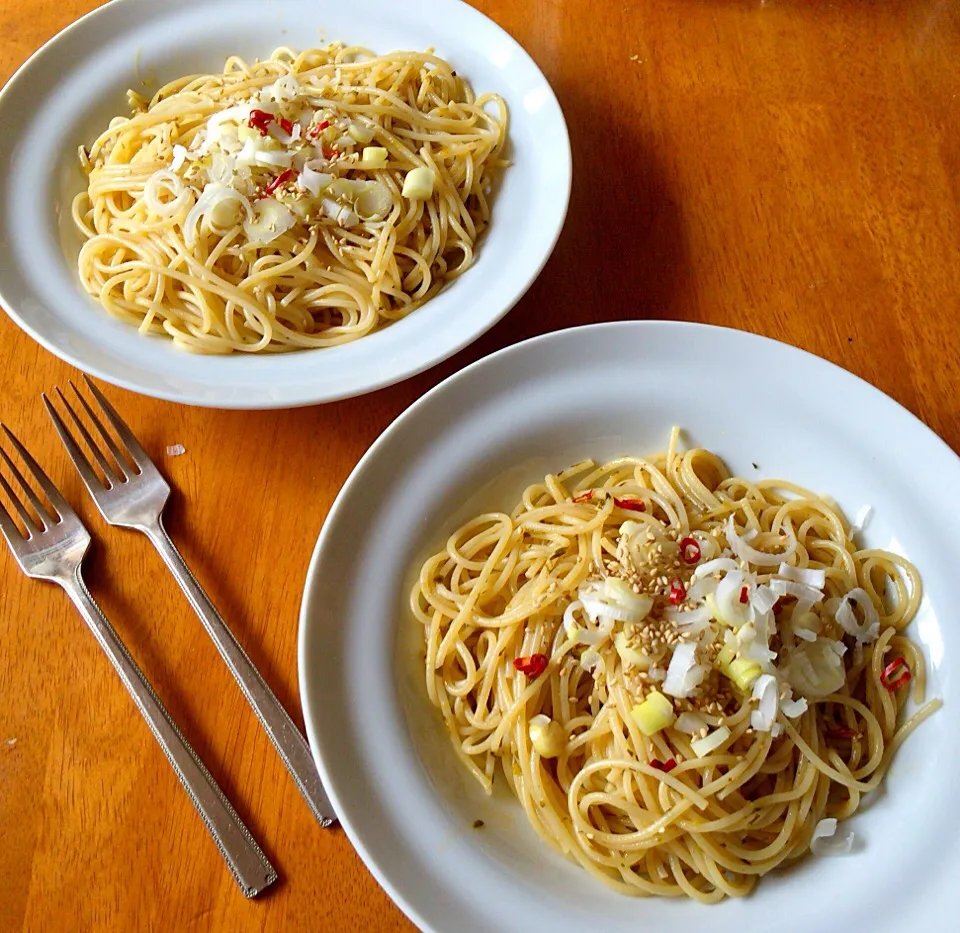 (*´ω｀*) ピリ辛あっさり和風パスタ🍝|Gigi Cafeさん