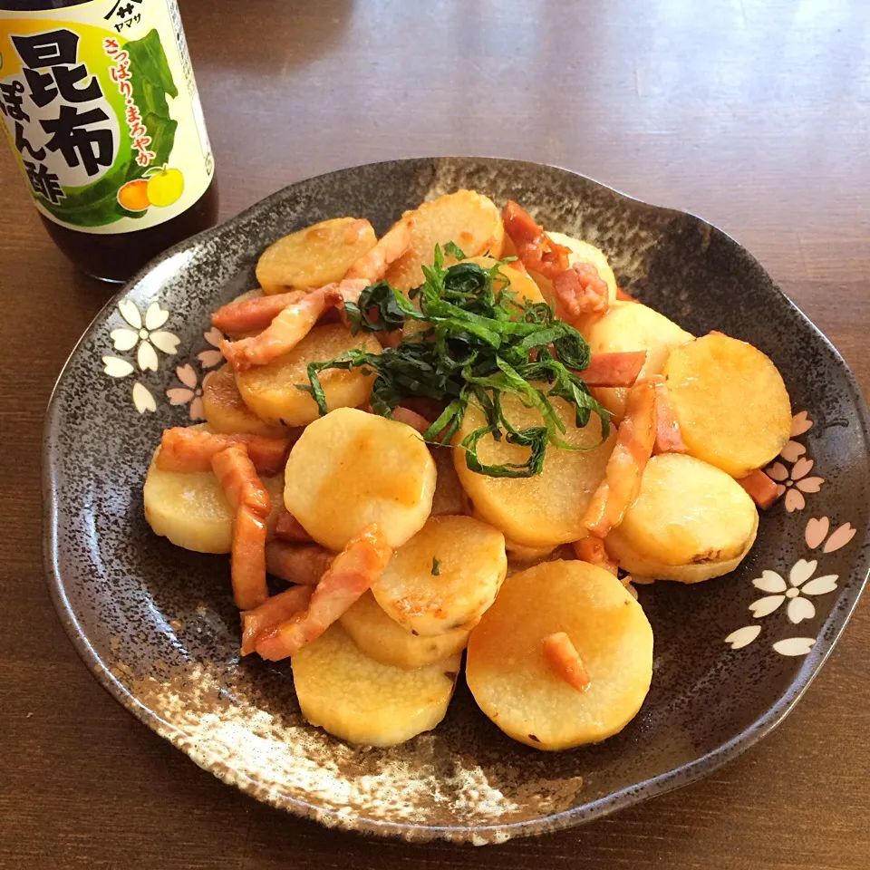 Snapdishの料理写真:長芋ベーコンのぽん酢蒸し | Happy Recipe（ヤマサ醤油のレシピサイト）|ゆうみん（4人の母ちゃん）さん