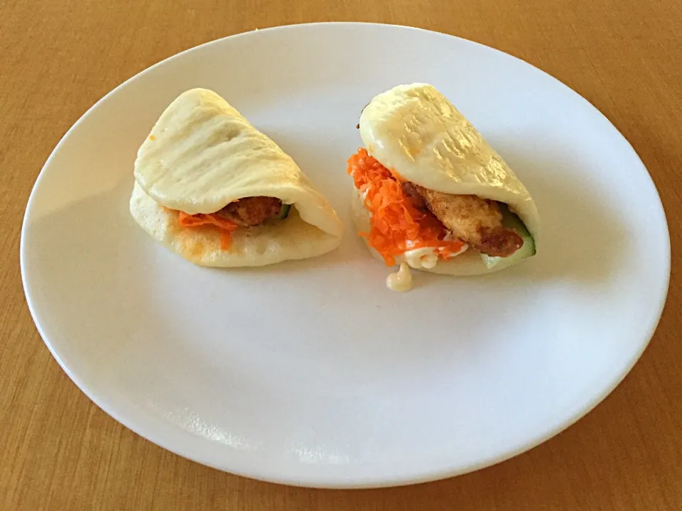 Bao with chicken, cucumber, carrot|Stella Jaksさん