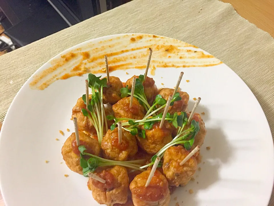 Mixed Seafood ball with tomato cheese garlic sauce.|Jefferson M. Macalindongさん