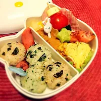 Snapdishの料理写真:🐤遠足のお弁当🍙|Kazuさん