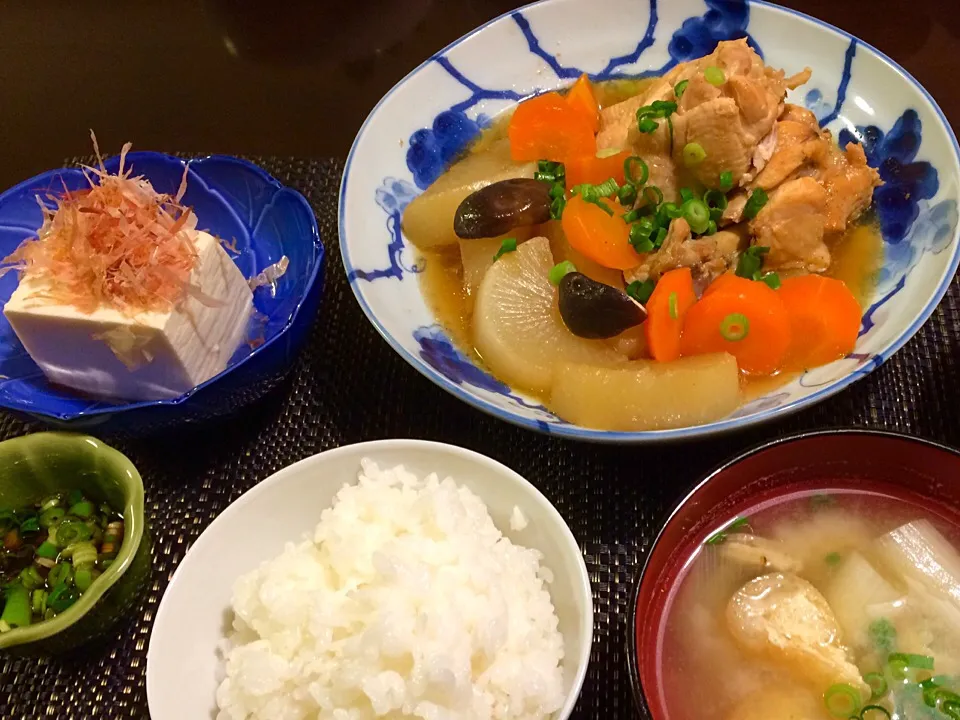 鶏もも大根煮、根深汁、冷や奴|Jun  Sakamotoさん