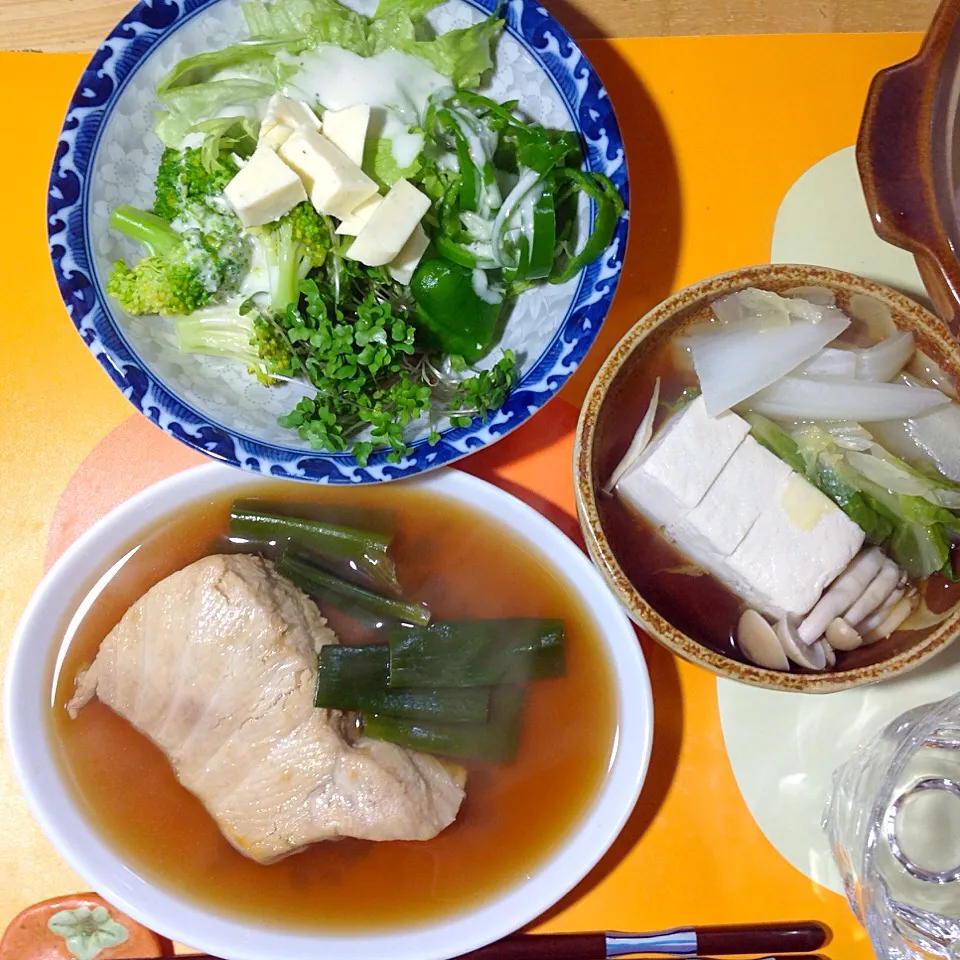 もうかサメの煮付け
定番の野菜サラダと湯豆腐|shozuuさん