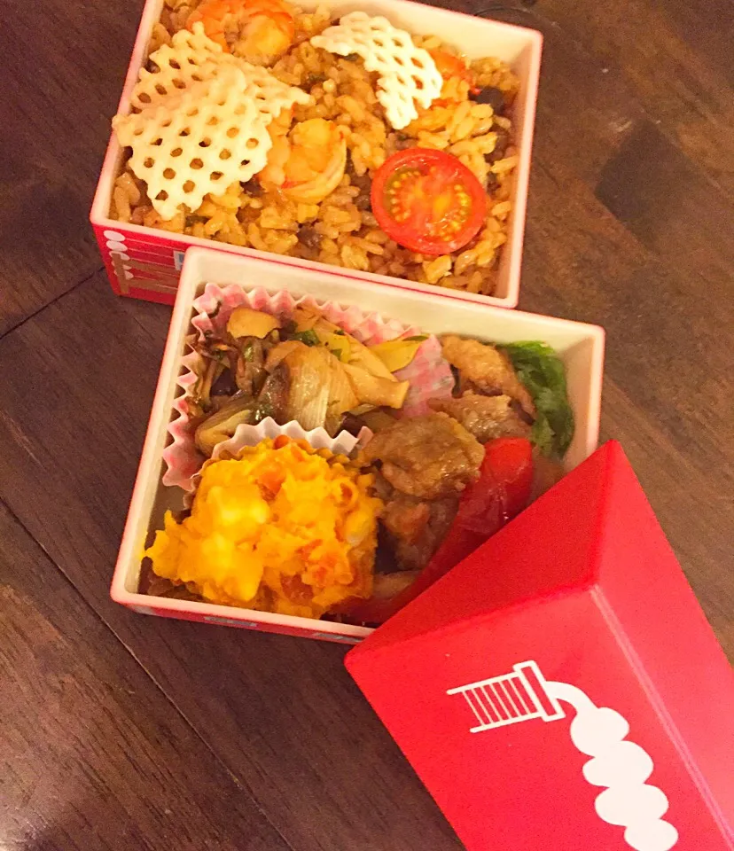 前の日の残り物弁当
ナシゴレン
かぼちゃサラダ
キノコと白ネギのマリネ
鶏肉の揚げ浸し|Yukako Nishimuraさん