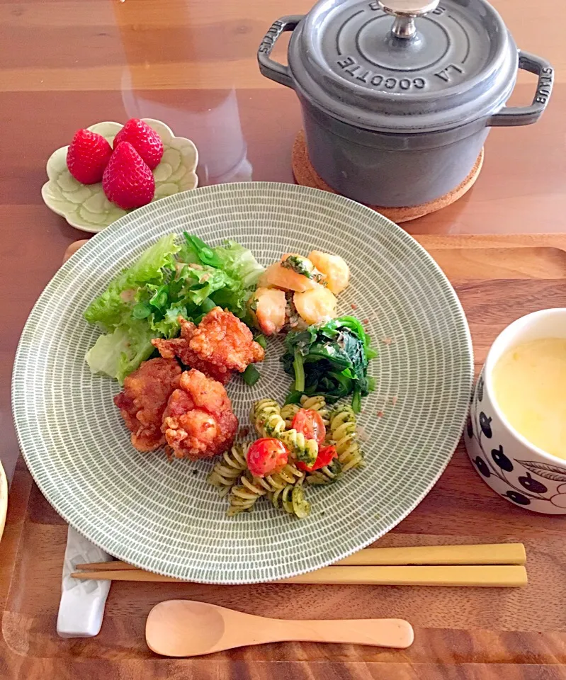 Snapdishの料理写真:今日の娘のランチ🍴|junjun86さん