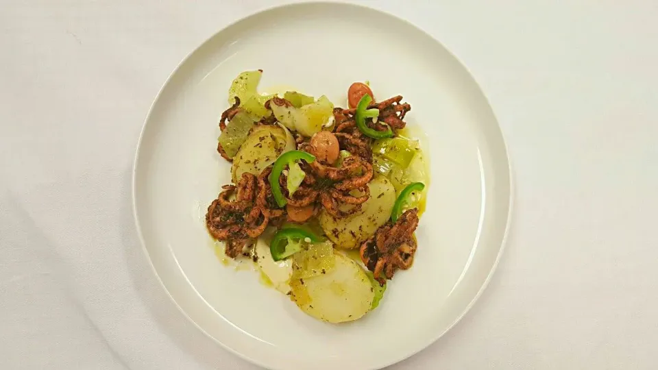 Potato and Grilled Octopus salad with Chimmichurri Dressing|Shankey Jariwalaさん