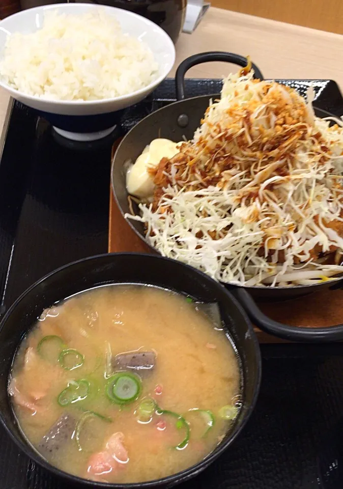 増し増しやさいのチキンカツ定食|るみおんさん