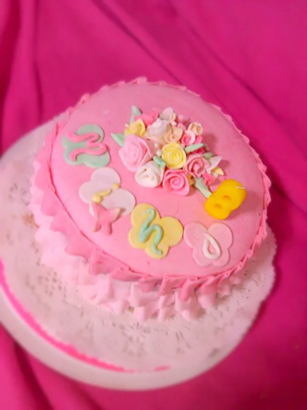 Snapdishの料理写真:pink floral cake|cakeitupさん