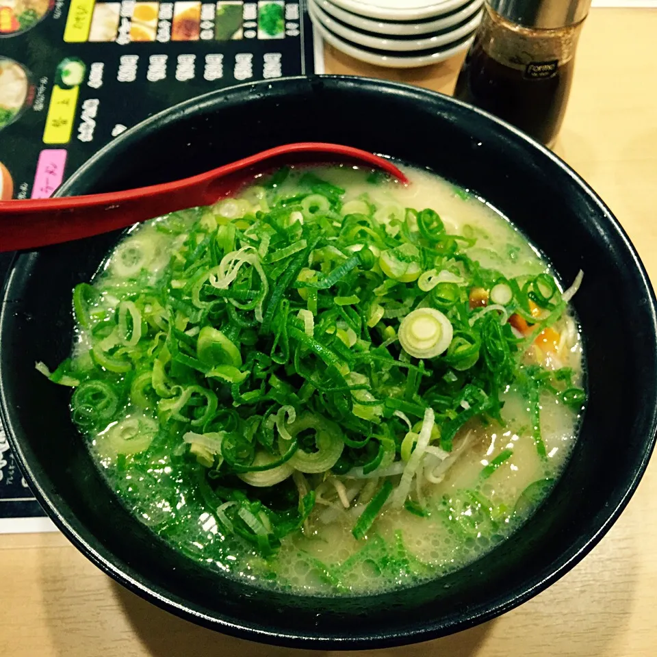 2016年 7杯目🍜  ネギ玉豚骨@山小屋🍥|BUBUさん