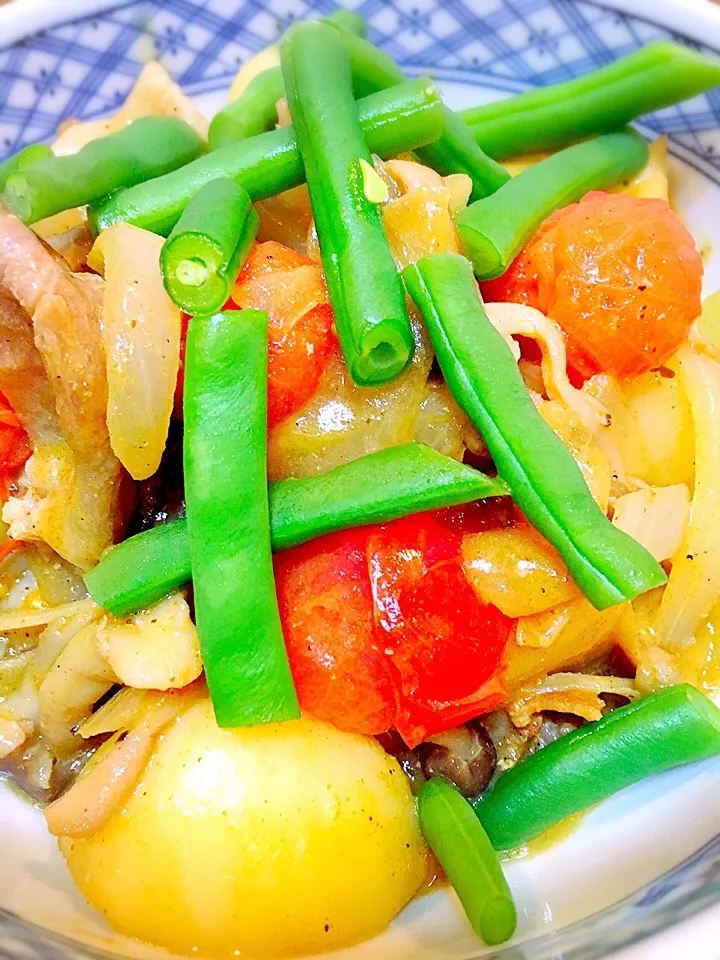 豚じゃがの炒め煮カレーバター風味🐷🍛|相良幸子さん